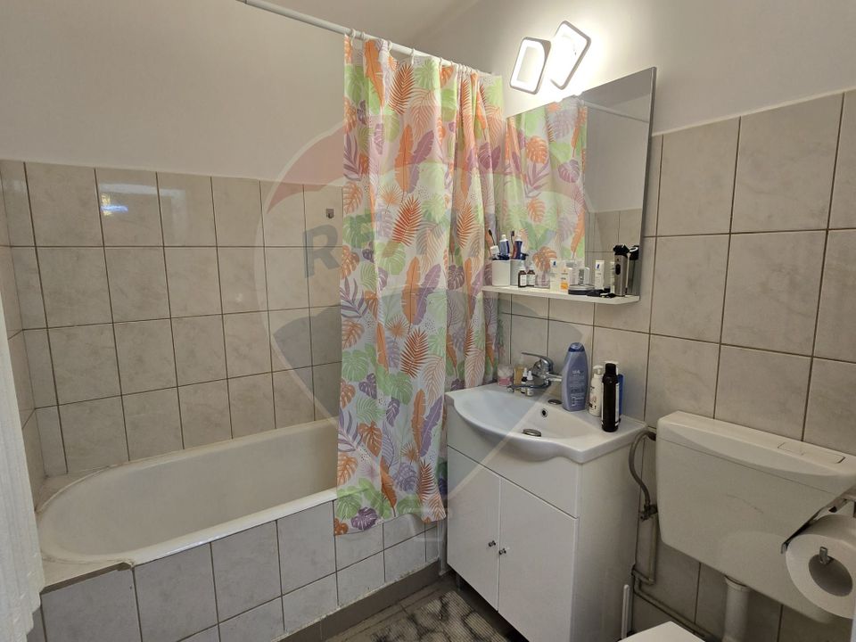 DE VANZARE Apartament 2 camere RENOVAT 2024