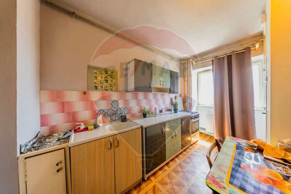 Apartament cu 2 camere de vânzare în zona UTA