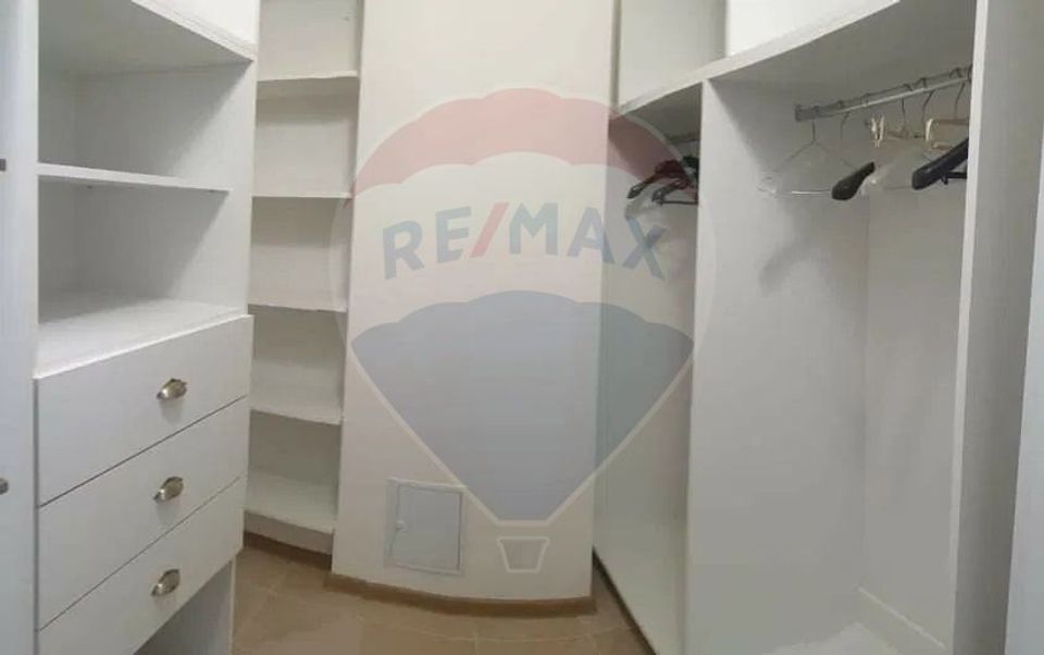 3 room Apartment for rent, P-ta Unirii area