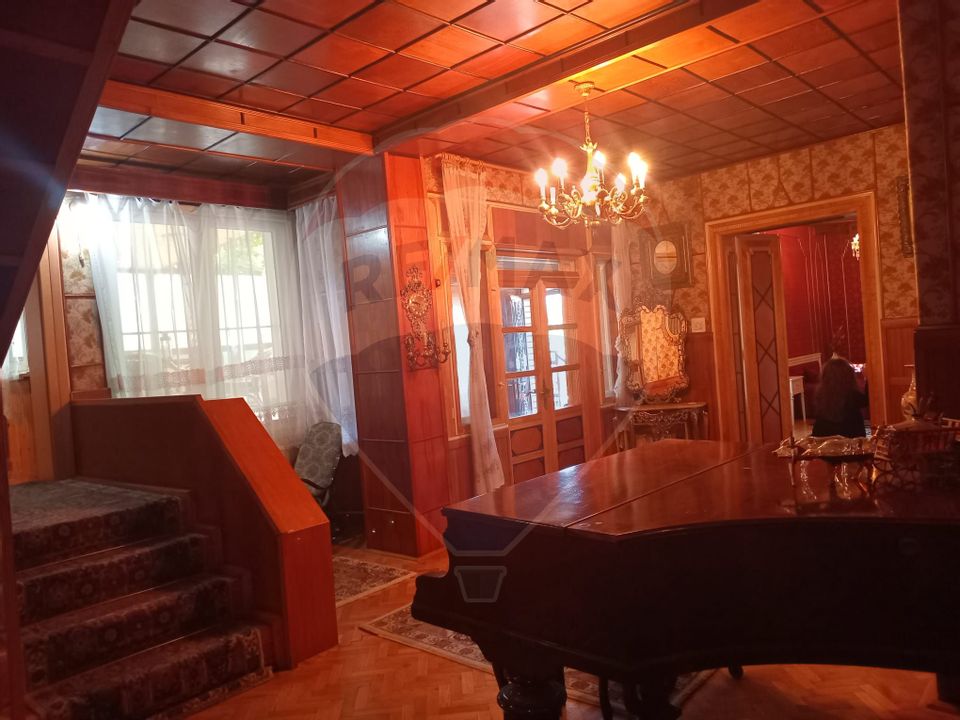 6 room House / Villa for sale, Ultracentral area