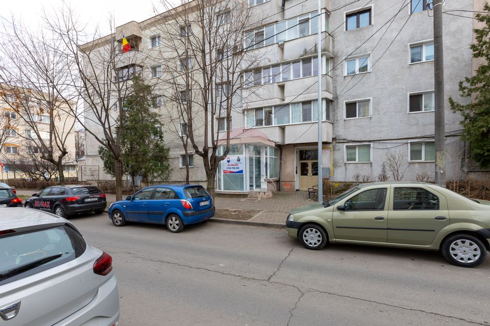 3 room Apartment for sale, Bistrita Lac area