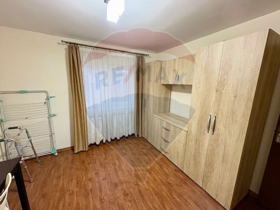 2 room Apartment for sale, Est area