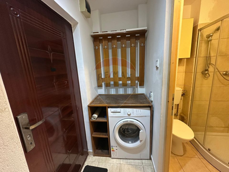 DE VANZARE - GARSONIERA  str. Motorului