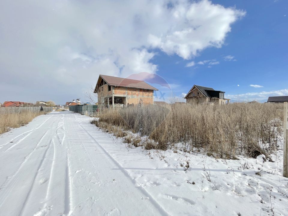 Land 458sqm Harman / Strada George Bacovia
