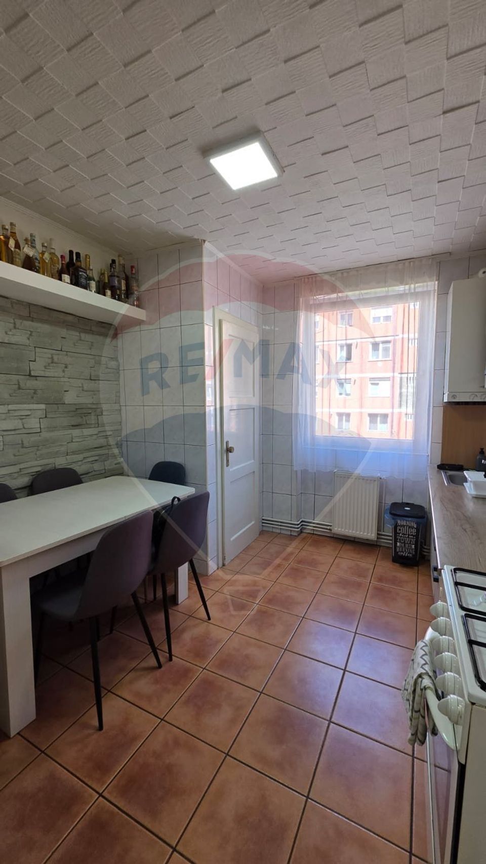 Apartament cu 3 cam de vânzare, str. Feleac, G. Campului