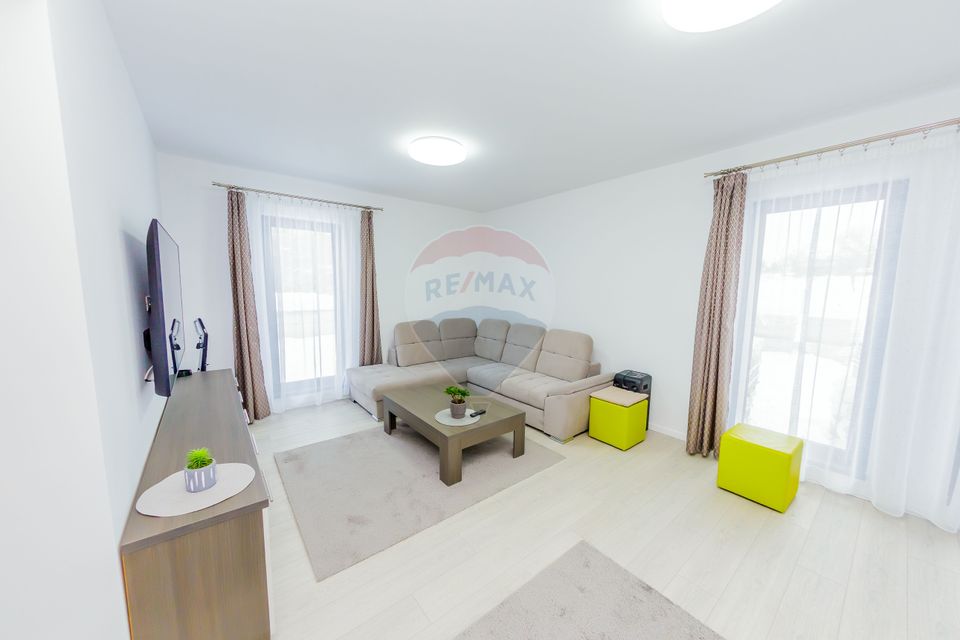 6 room House / Villa for sale, Est area