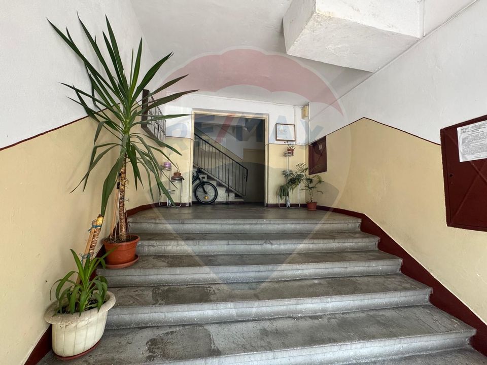3 room Apartment for sale, Bancilor area