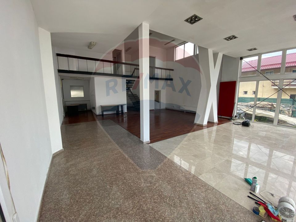 143sq.m Commercial Space for rent, Calea Bucuresti area