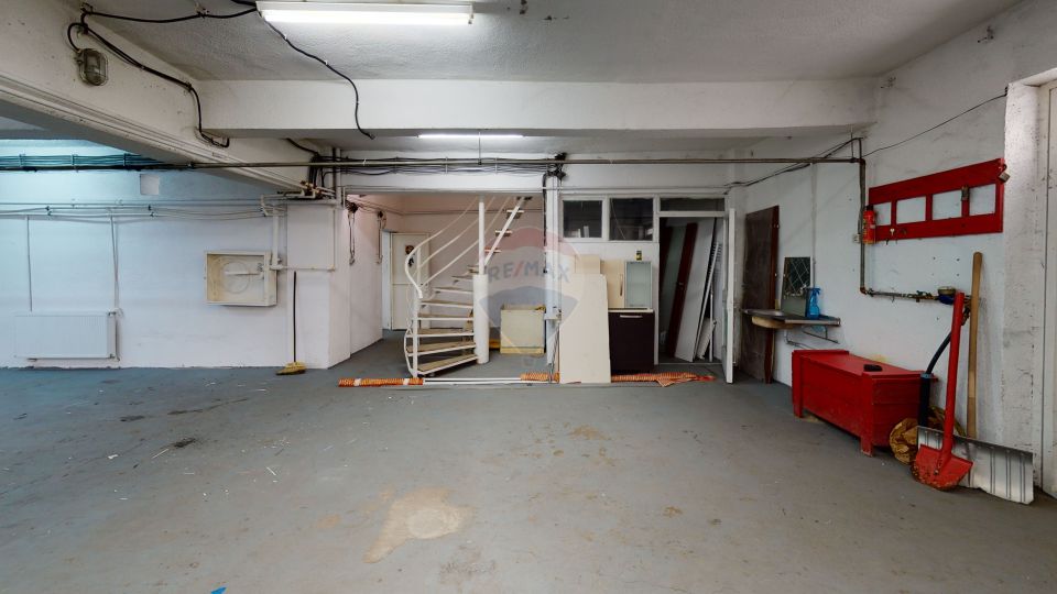 Semi-basement commercial space Bucurestii Noi / Straulesti Metro