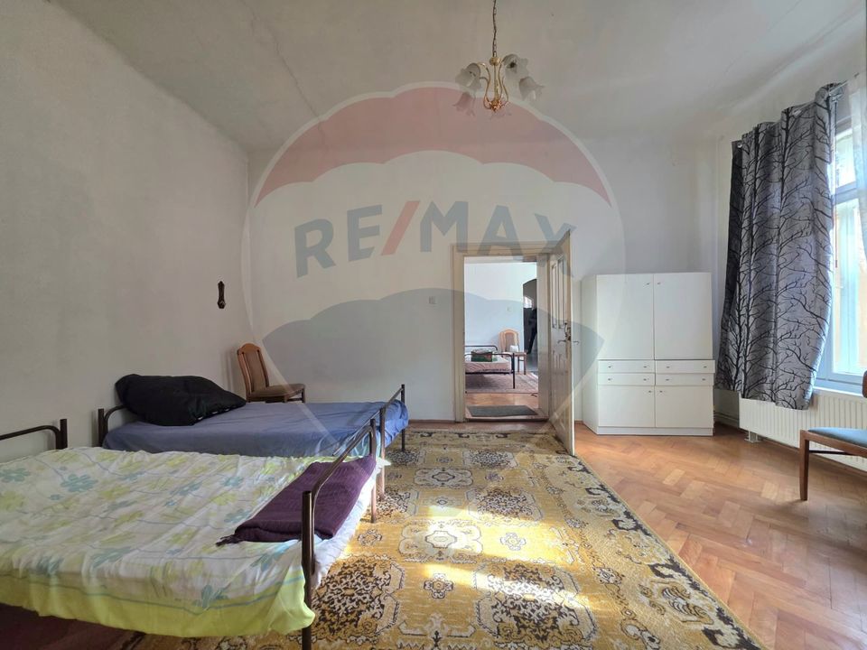 4 room House / Villa for sale, Ultracentral area