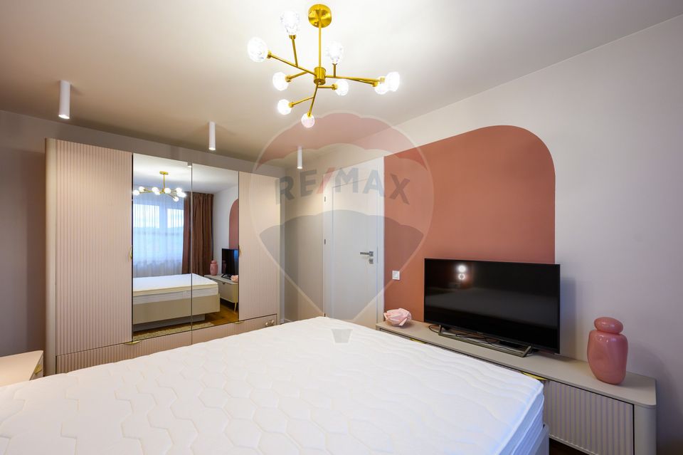 Apartament renovat, modern, cu 3 camere, de vânzare în Grigorescu