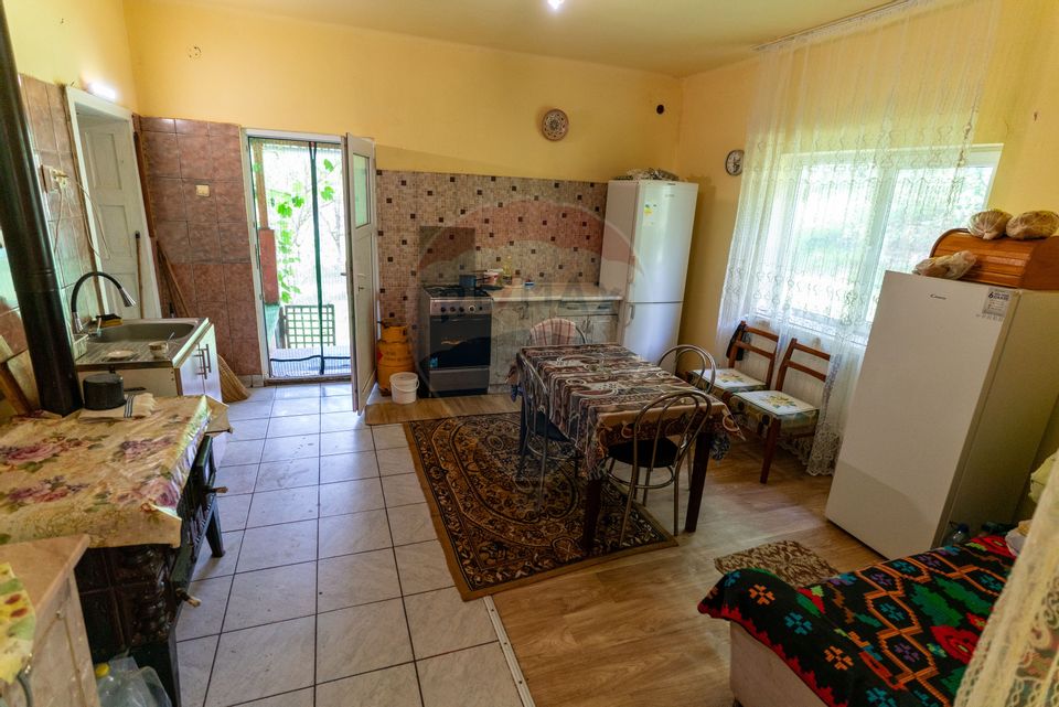 Casă / Vilă cu 3 camere de vânzare