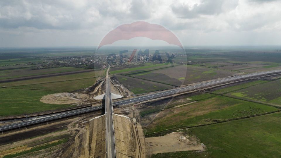 Teren intravilan cu utilitati!