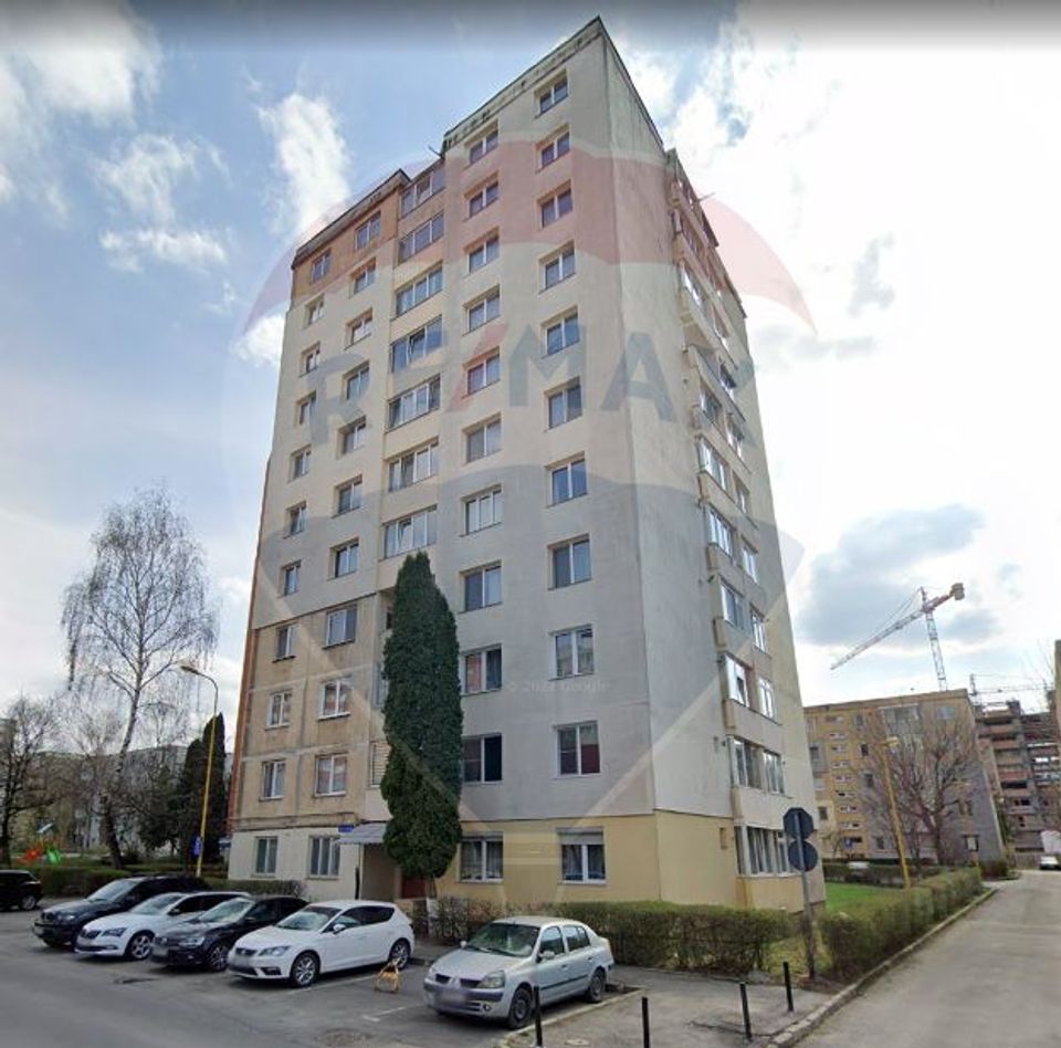 Apartament cu 3 camere, Zona Astra, strada Cocorului