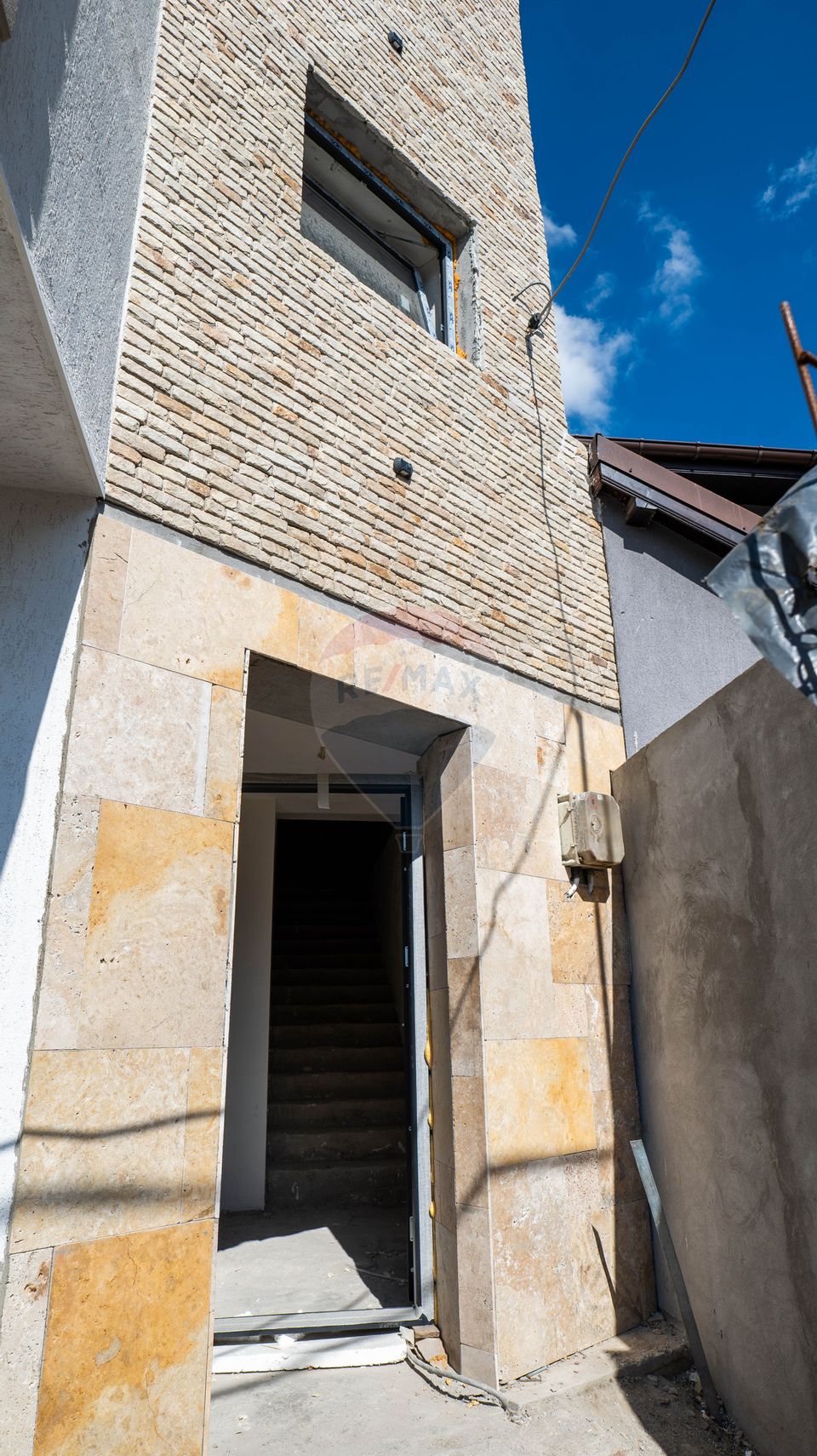 Vanzare duplex P+1+2 retras