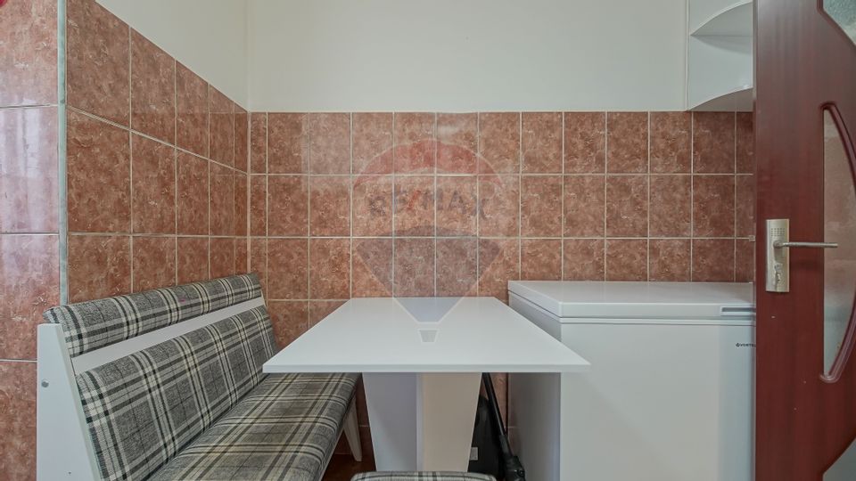 COMISION 0% | Apartament cu 3 camere | Decomandat | Tractorul Cerna |