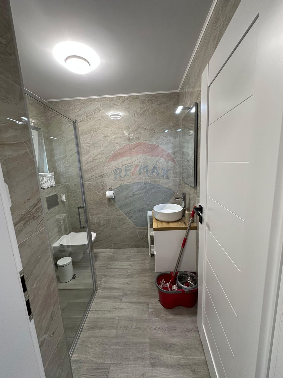 CASA DE LUX  4 CAMERE DE INCHIRIAT SELIMBAR