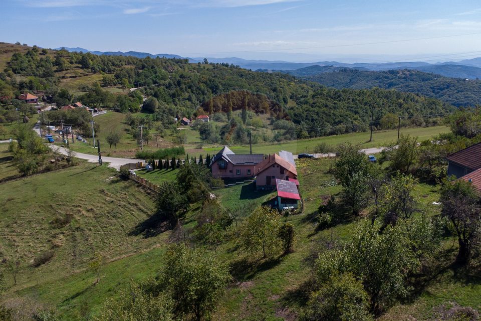 Casă / Vilă noua in Luncoiu de Jos, jud. Hunedoara