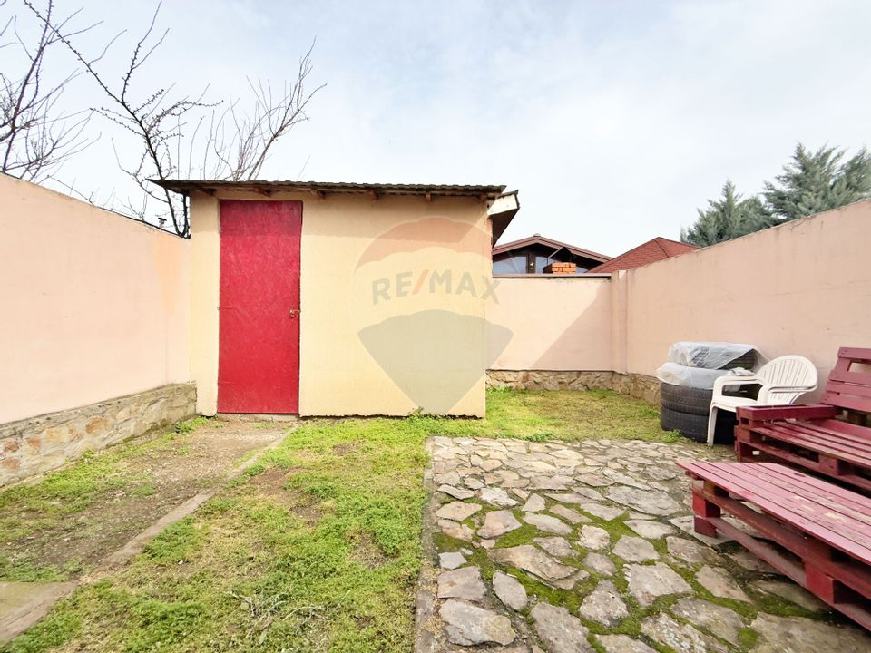 Casă cu 3 camere de vânzare în Cartierul Verde, Arad