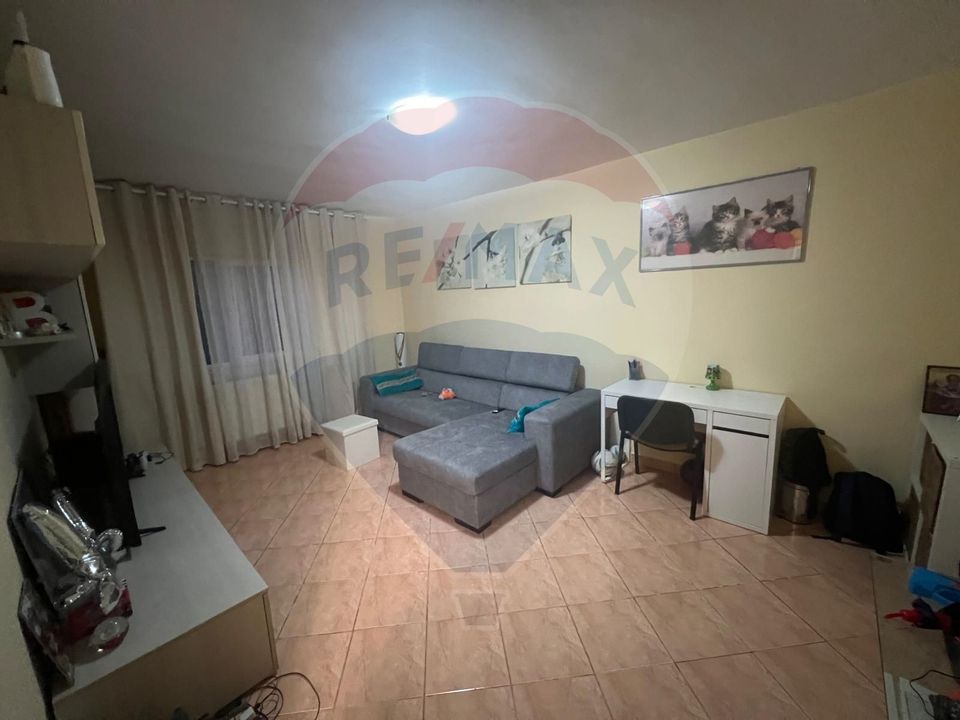 Apartament cu 2 camere de vânzare în zona Sud-Vest