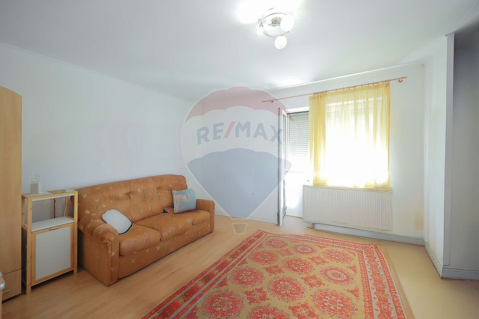 Casă de vânzare cu teren 517 mp, strada Izvorului, Oradea