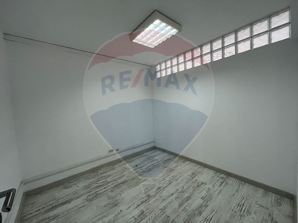 36sq.m Office Space for rent, Regie area