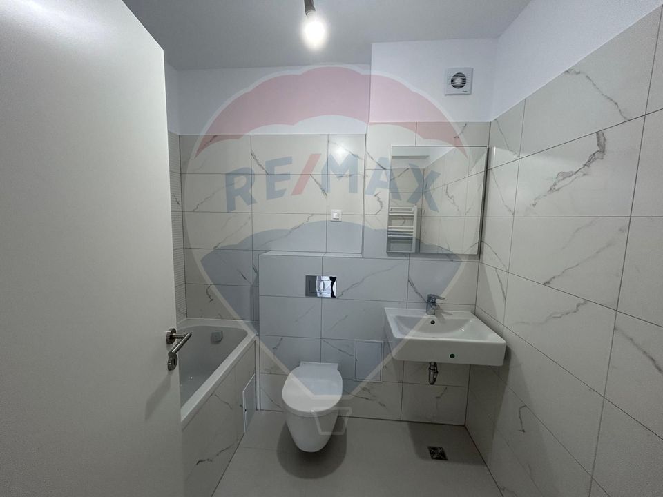 3 room Apartment for rent, Tractorul area