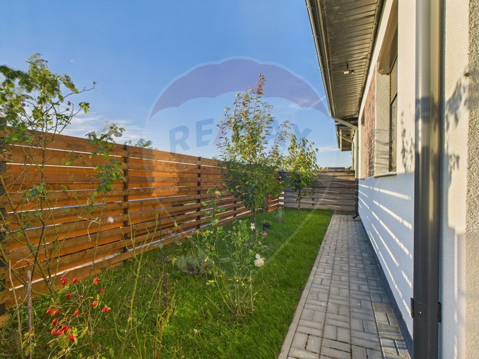 Villa with 4 rooms, beautifully furnished and 500 sqm land Corbeanca