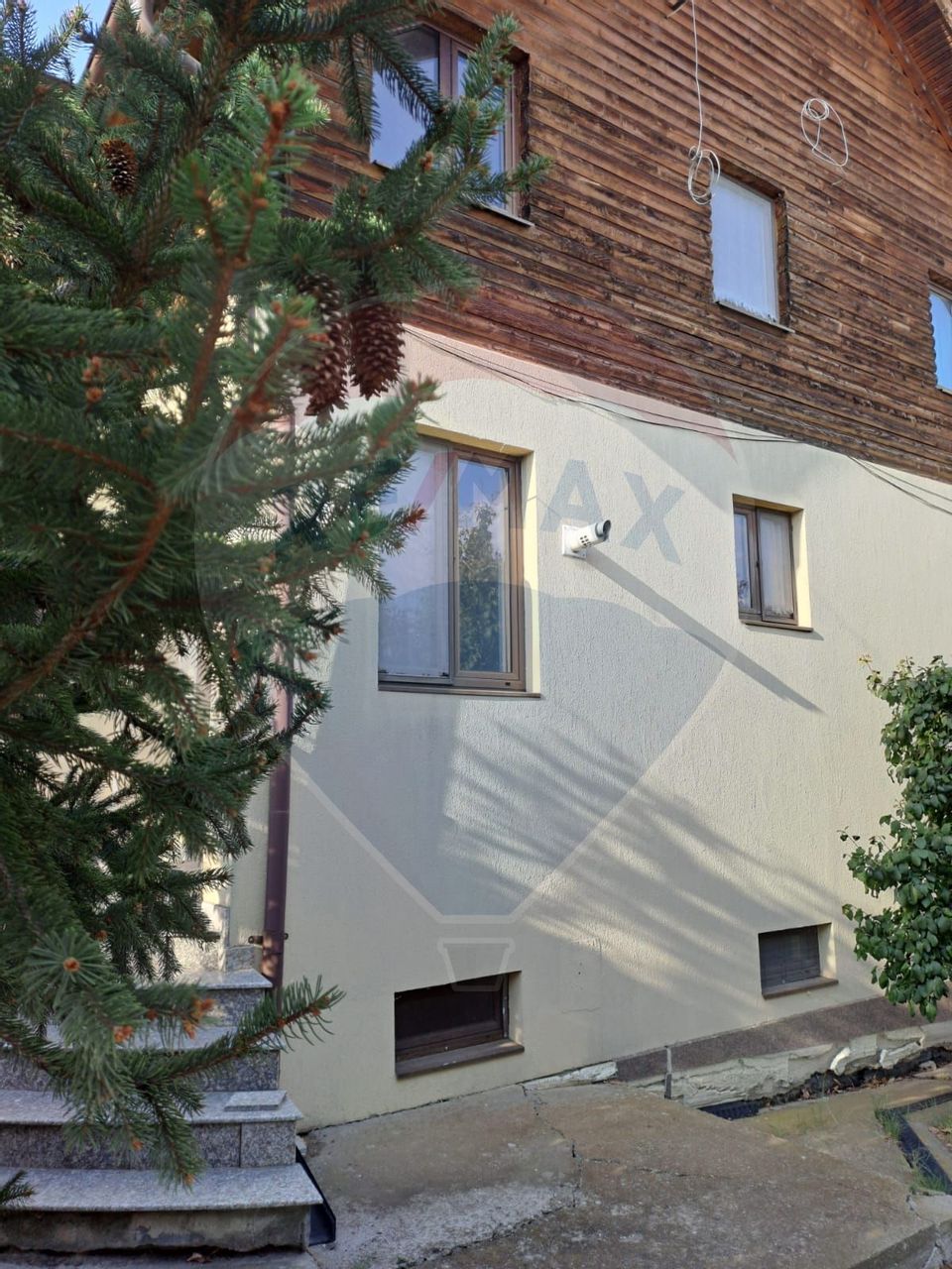 6 room House / Villa for sale