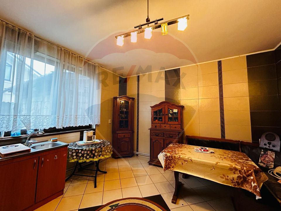 5 room House / Villa for sale, Brestei area