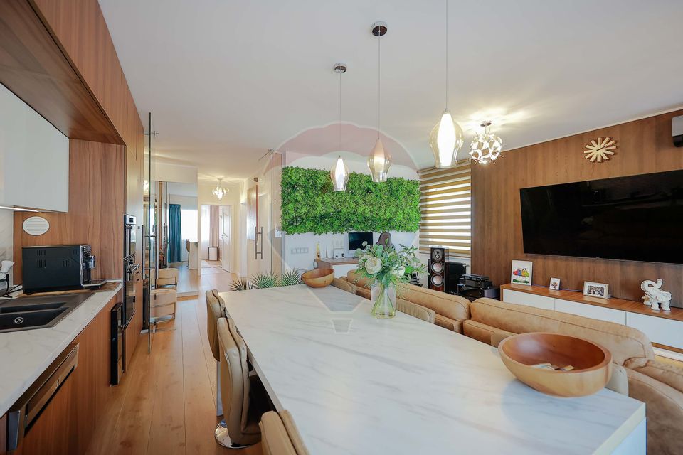 Apartament Premium, Parcare Subsol, Boxă, Panoramă, 3 Camere, Vânzare