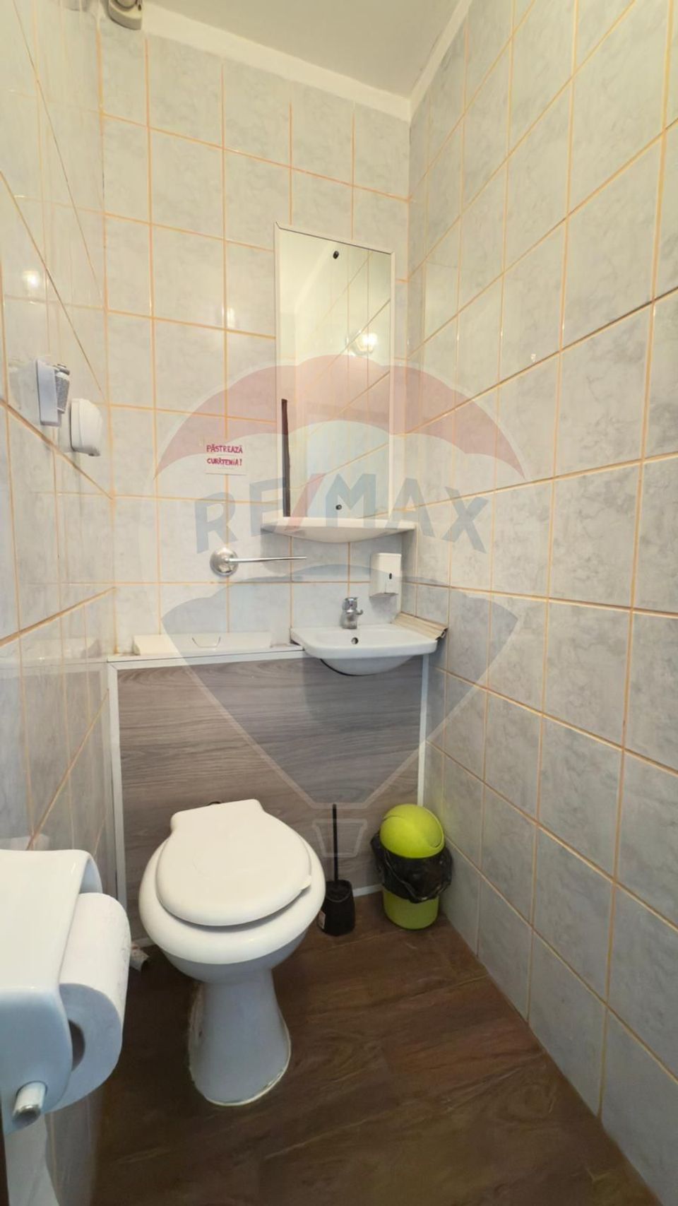 Spațiu birouri modern, 2 camere, ideal cursuri/training, Ploiesti