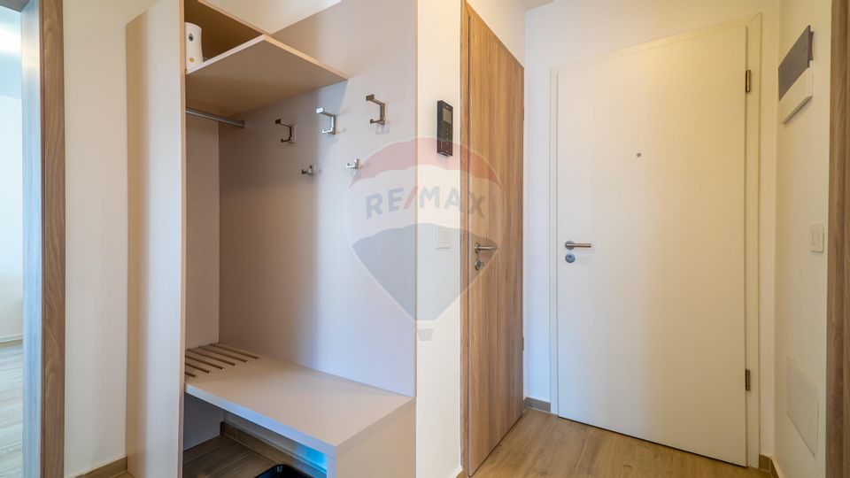 Apartament cu 2 camere de închiriat, zona Coresi, Tractorul