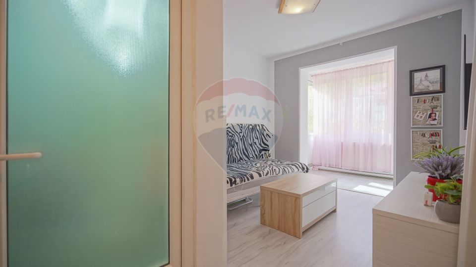 REZERVAT!  Apartament 4 camere|Racadau|Parcare|Boxa|Etj.Intermediar