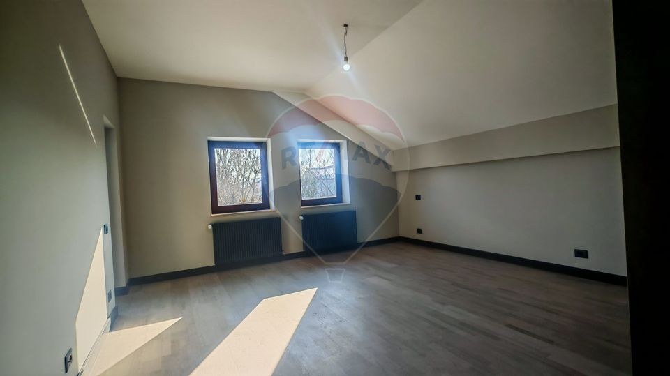 4 bedroom villa for sale I Corbeanca I Blue Lagoon