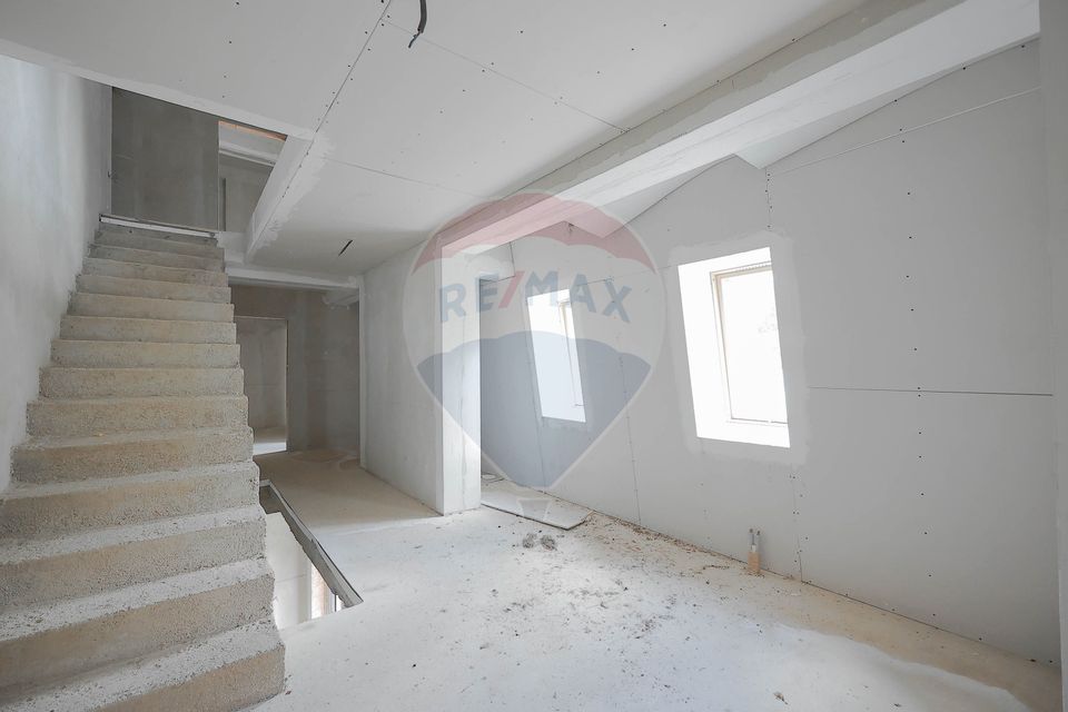 40 room Hotel / Pension for sale