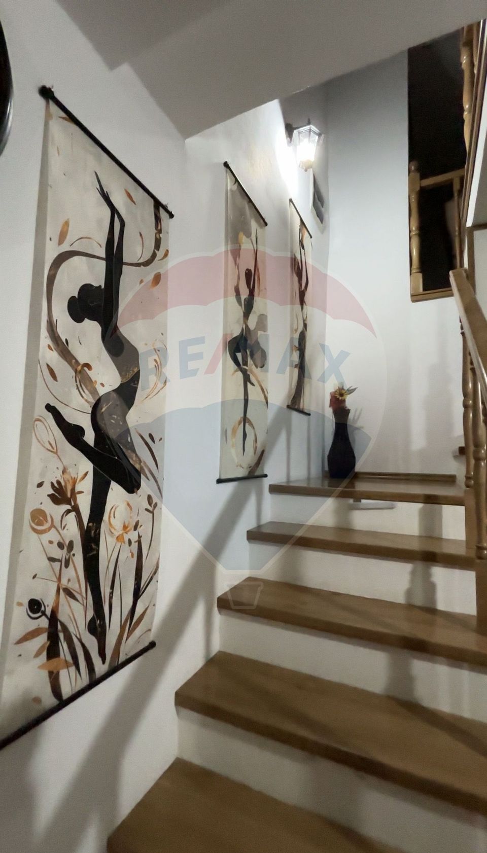 4 room House / Villa for sale