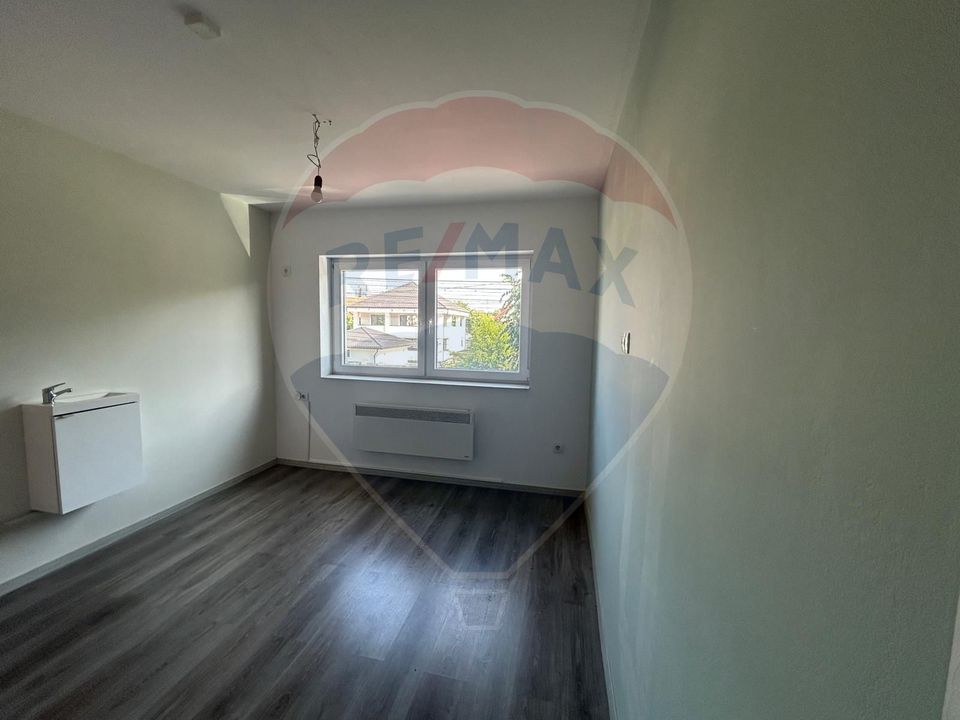 90sq.m Office Space for rent, Central area