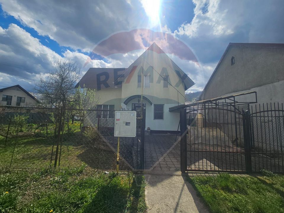 5 room House / Villa for sale