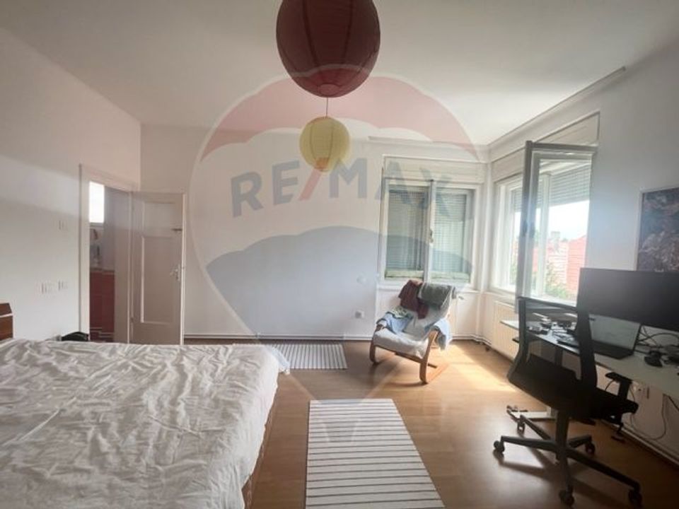 Apartament de inchiriat sttr. Gales, Parc Sub Arini