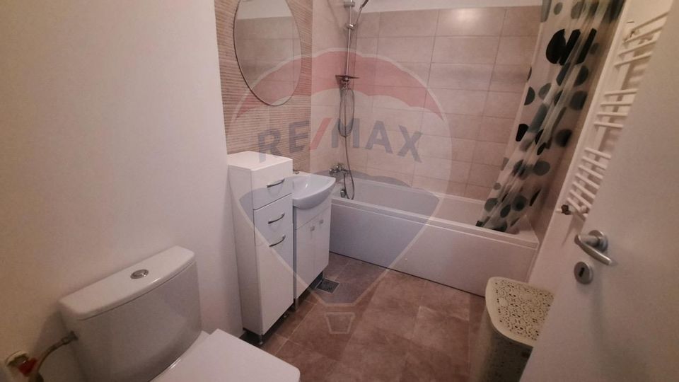 Apartament de închiriat 3 camere Class Park prima inchiriere