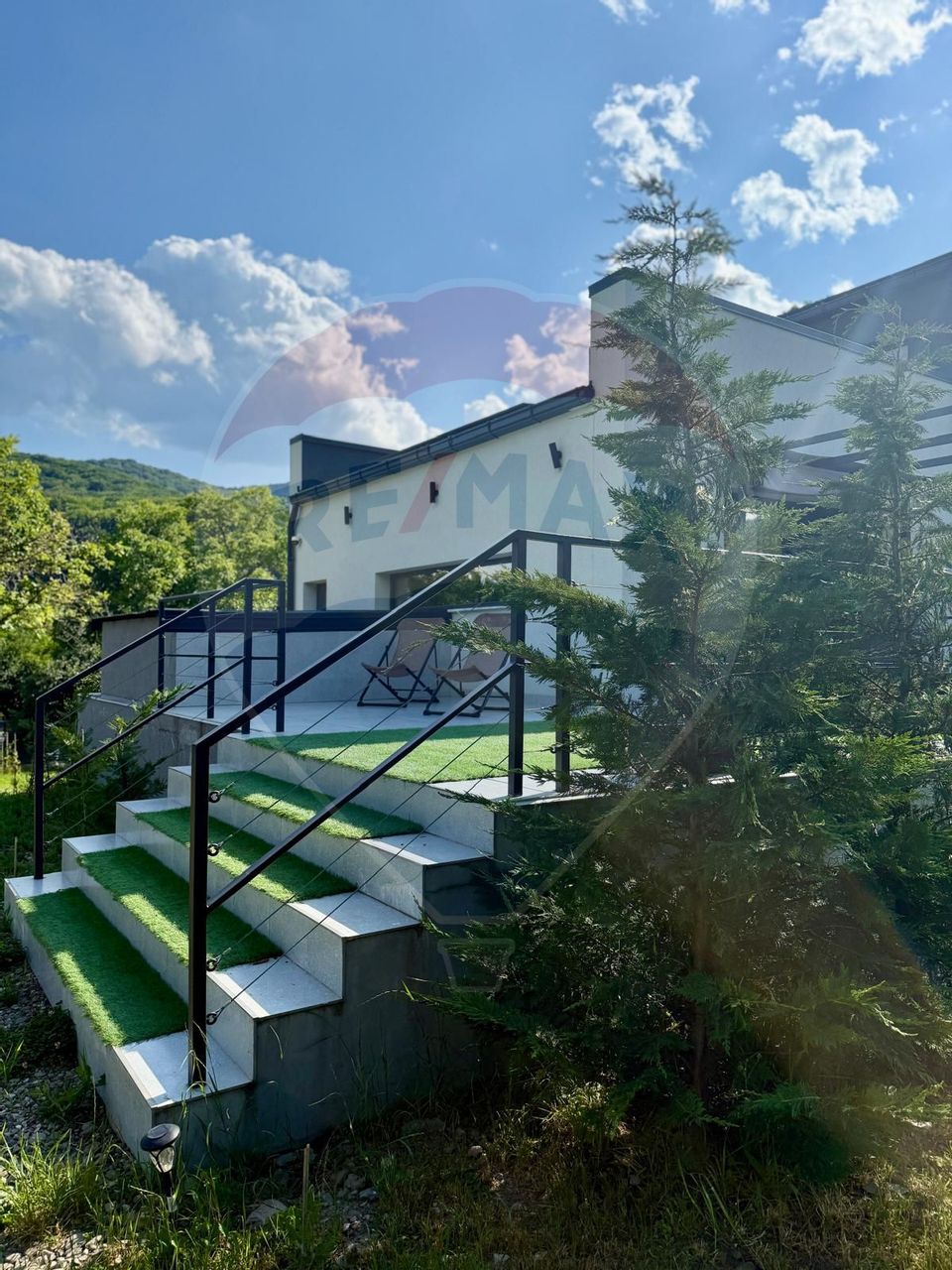 Vanzare Vila la munte