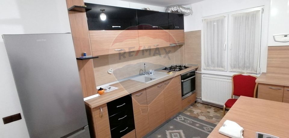 Apartament cu 3 camere de inchiriat in zona Manastur