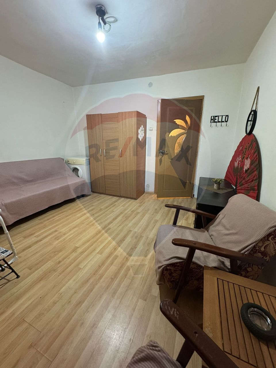 Garsoniera decomandata, etaj1/4,  libera, utilata