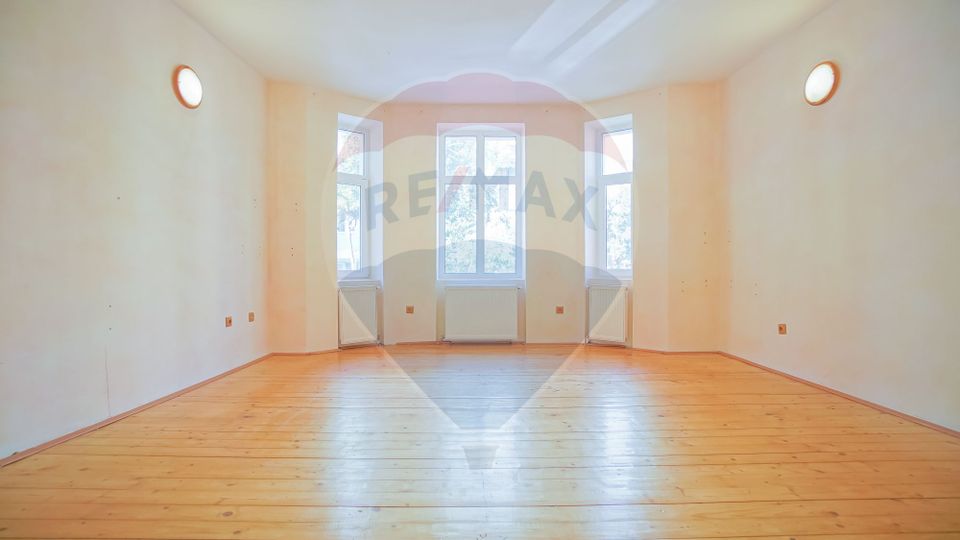 Casa de inchiriat-Centrul Civic, Brasov