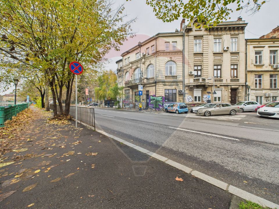 De vanzare | Apartament 3 cam + mansarda | Cal Victoriei | fara risc