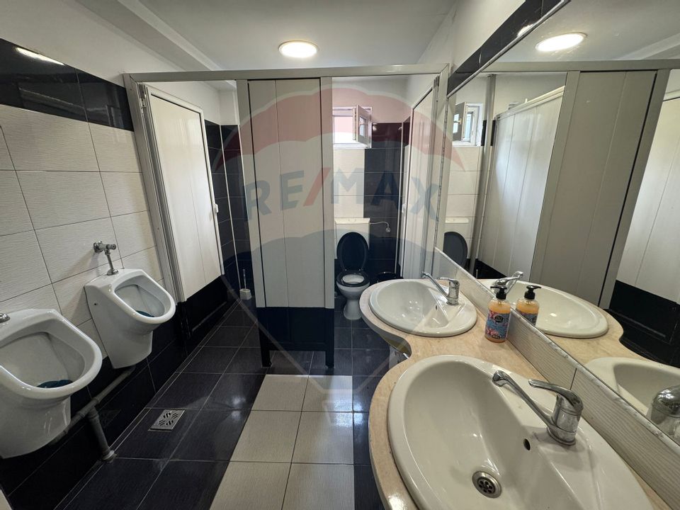 Spațiu comercial de 900mp de închiriat în zona Romanesti