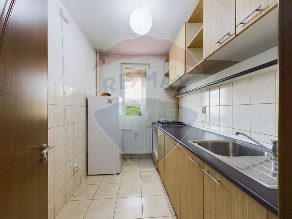 Apartament de vanzare 2 camere | Aparatorii Patriei - Emil Racovita