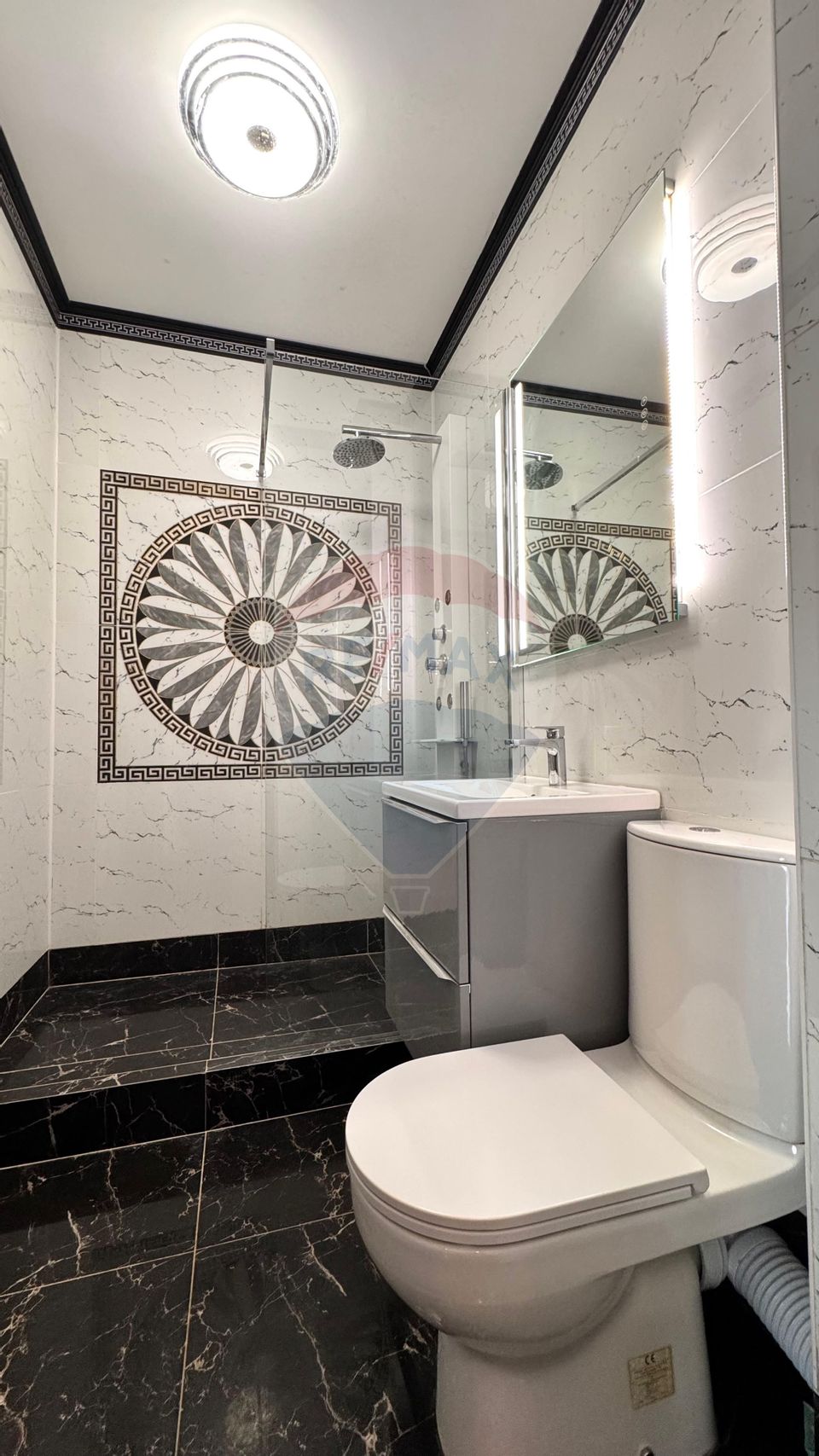 de vanzare Apartament 2 camere, IBO Residence, Mamaia Nord