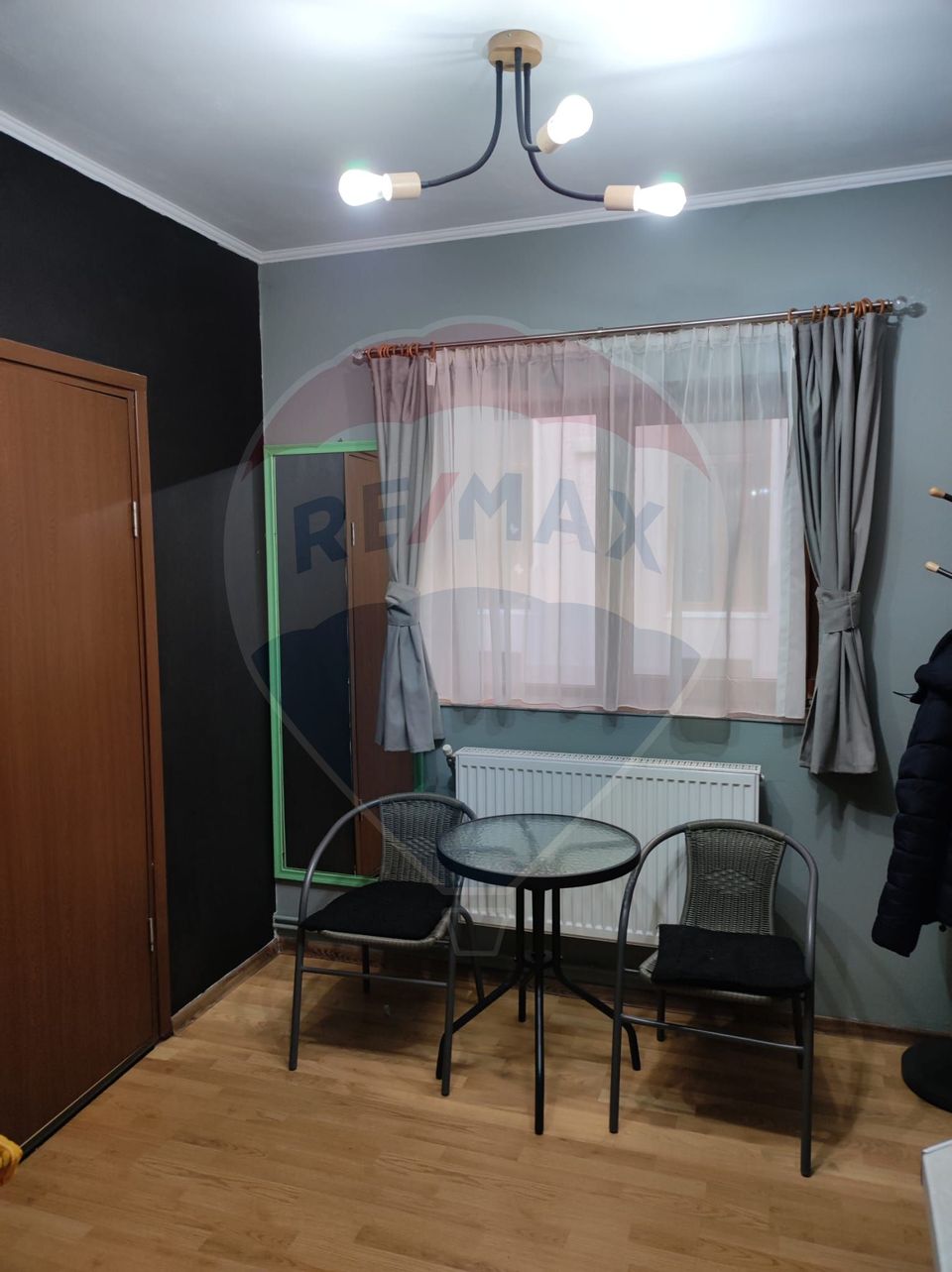 Apartament de vanzare cu 1 camera situat ultracentral Palatul FUCHSL